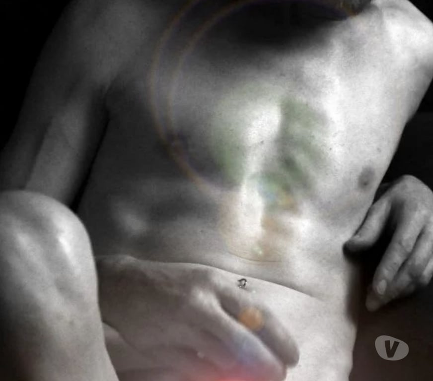 Gay Tournai Tournai-Centrum - Photos Vivastreet Reçois petit minet passif 18-22 ans ;)