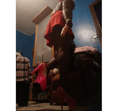 Rencontre gay Liège-Centrum Liège - Photos Vivastreet Chienne très chaude salope au lit pour grosse bite tbm