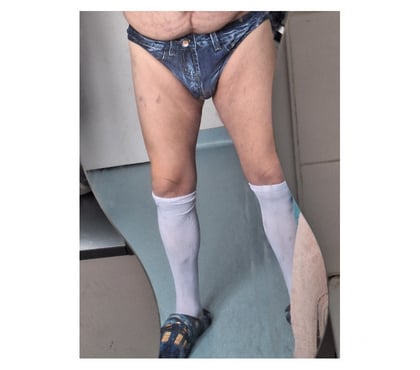 Rencontre gay Charleroi-Centrum Charleroi - Photos Vivastreet Je suce chez moi après minuit