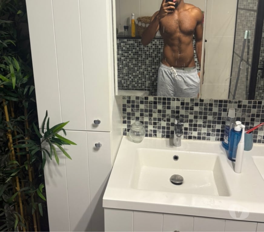 exhib Bruxelles (Brussels) Bruxelles-Centrum - Photos Vivastreet Recherche une femme avec qui partager du plaisir