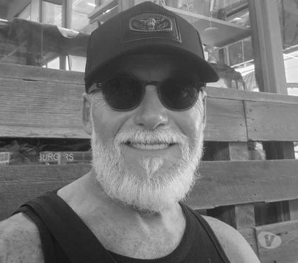 Gay - Photos Vivastreet Cherche bon actif