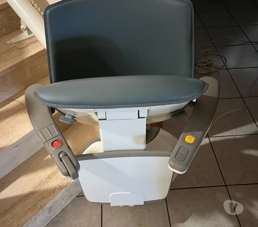 Meubles & Décoration Virton Saint-Mard - Photos Vivastreet MONTE-ESCALIER CURVEO