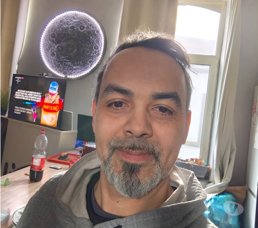 exhib Liège Liège-Centrum - Photos Vivastreet H 43 ans pour F 20 - 30 ans liege