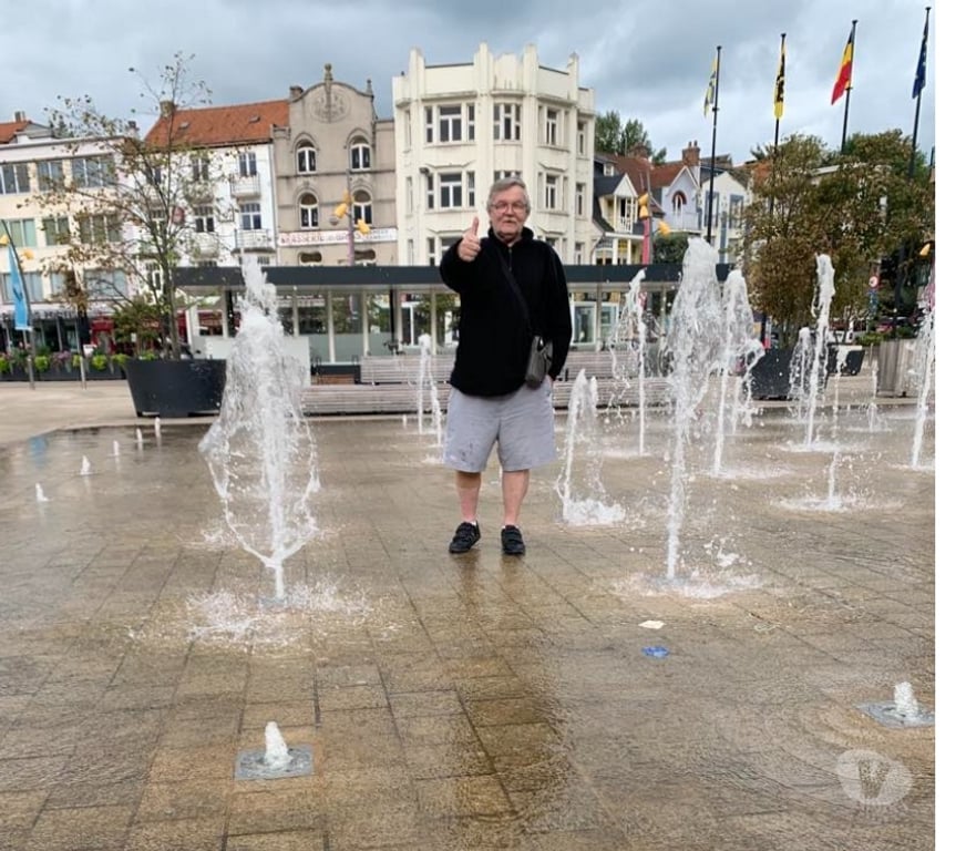 exhib Braine-l'Alleud Braine-l'Alleud-Centrum - Photos Vivastreet homme d'age mure (papy)