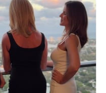 Femme européenne ou arabe pour gentleman black