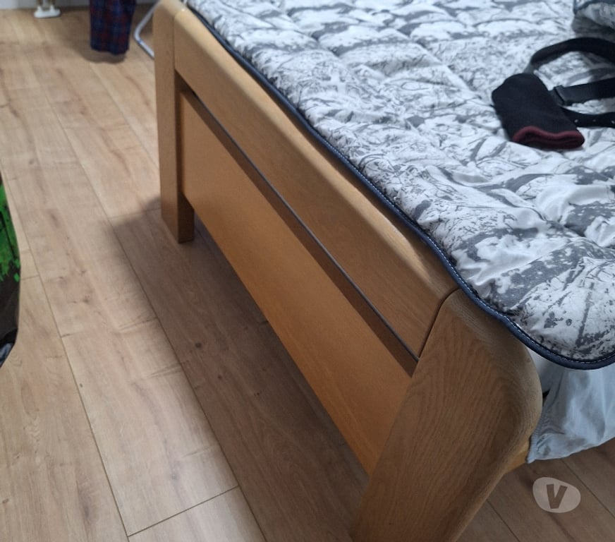 Meubles & Décoration Bertrix - Photos Vivastreet lit 1personne avec sommier