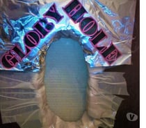 hommes 50 65a aimant se faire sucer au jus par glory hole ..