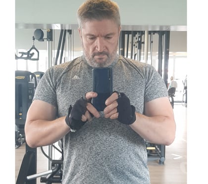 Escort girl - Photos Vivastreet Pour Femmes - Femmes d'affaires de passage