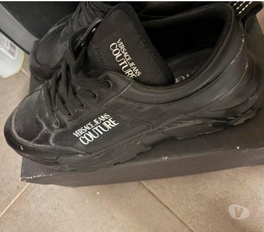 Chaussures Bruxelles (Brussels) Bruxelles-Centrum - Photos Vivastreet 2 chaussures Versace à vendre