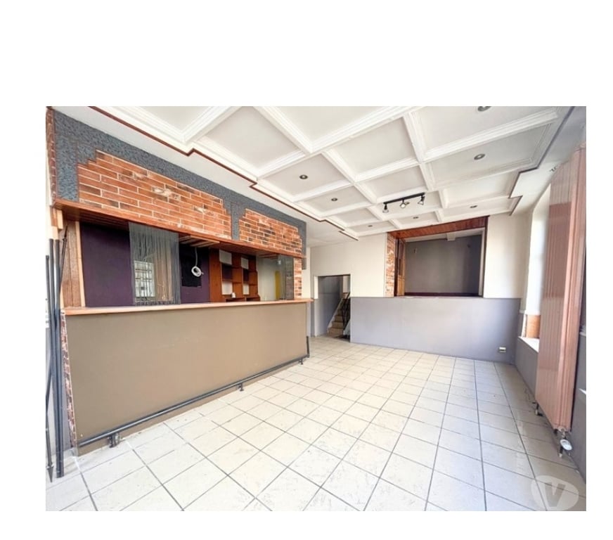 Immeuble à vendre Bouillon Bouillon-Centrum - Photos Vivastreet Bouillon : immeuble de commerce idéalement situé.