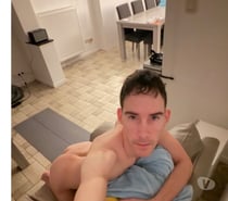 Passif cherche actif ou hétéro discret 40 max