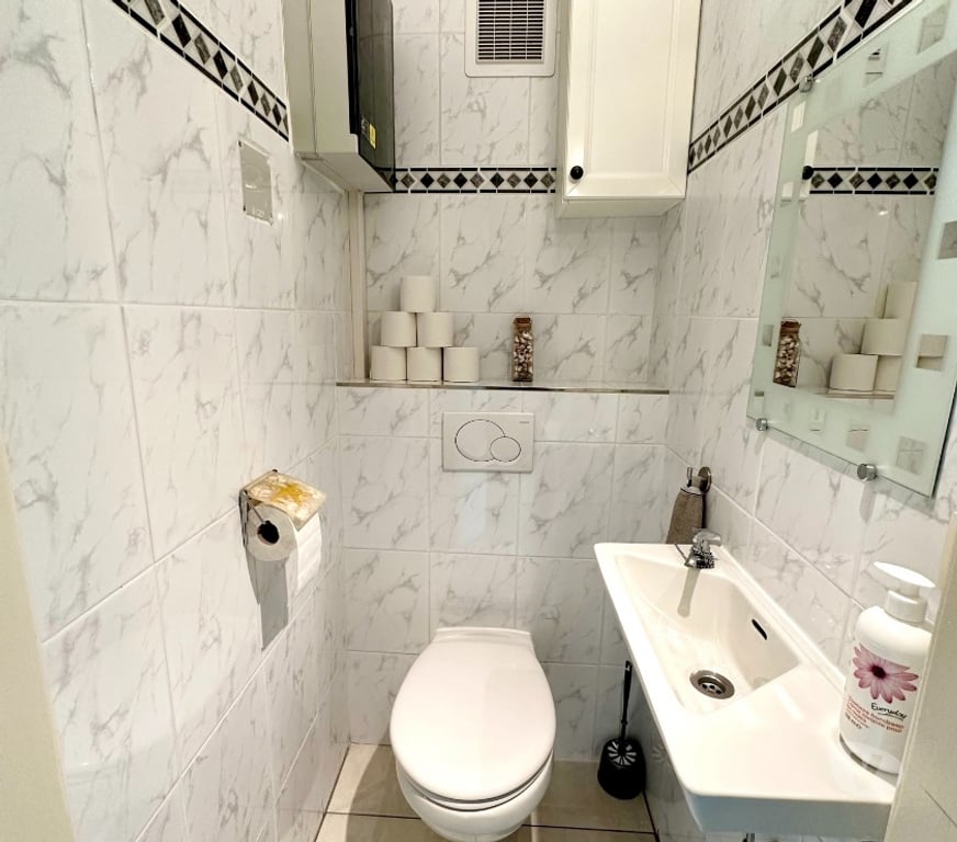 Location vacances Blankenberge - Photos Vivastreet CHARMANT Appartement accès direct à la plage