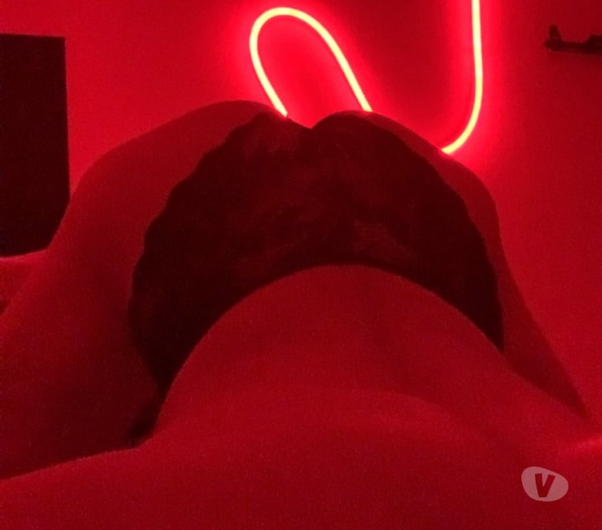 Gay Bruxelles (Brussels) Bruxelles-Centrum - Photos Vivastreet JEUNE REBEUX MINET SOFT