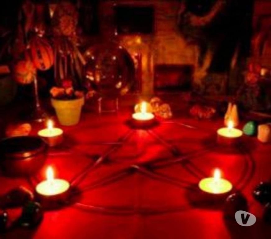 Horoscope - voyance Forest - Photos Vivastreet GRAND voyant médium astrologue