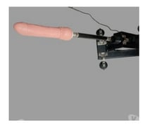 Femme,trav,homme pour essayer cette machine à rendre fou ?