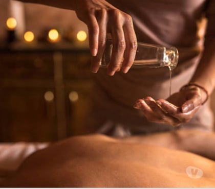 Rencontre libertine - Photos Vivastreet La tête callée entre tes cuisses pour un bon cunni