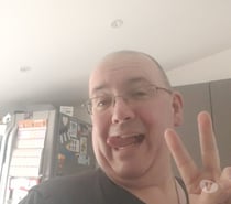 Qui pour dépuceler mon cul ?