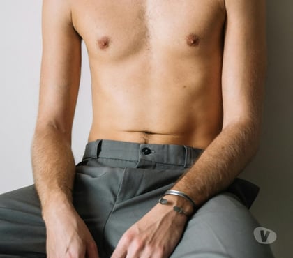 Gay - Photos Vivastreet Pipe chaude sur canapé !