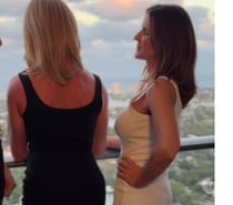 Femme européenne ou arabe pour gentleman black