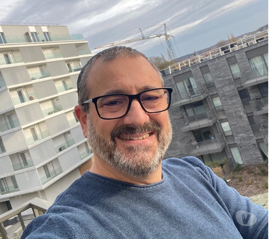 exhib Tubize - Photos Vivastreet Je reçois mes yeux bandés discrètement