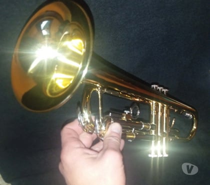 Instruments de musique Binche-Centrum Binche - Photos Vivastreet A vendre trompette et flûte