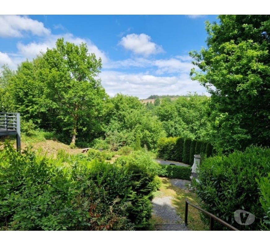 Annonce maison Bouillon Bouillon-Centrum - Photos Vivastreet Bouillon : spacieuse maison récente, 4ch, 2sdb. jardin.