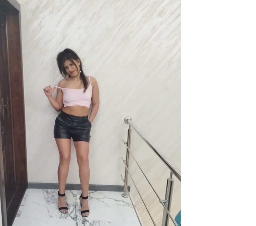 Escort Aubange Athus - Photos Vivastreet CORNELIA !!! NOUVELLE SUR ATHUS !!