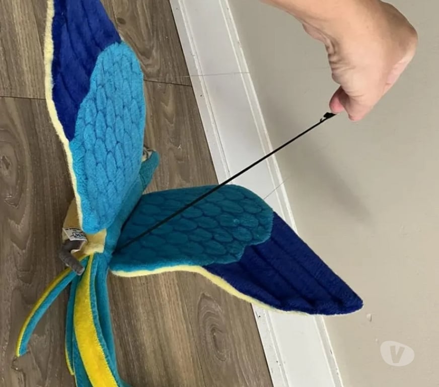 Collections Crisnée - Photos Vivastreet Peluche de collection à suspendre-Ara en vol-Marque Hansa