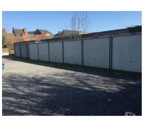 Photos Vivastreet 23 garages ( box fermés ) à vendre