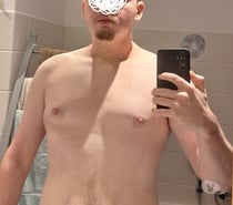 Jeune homme pour femmes