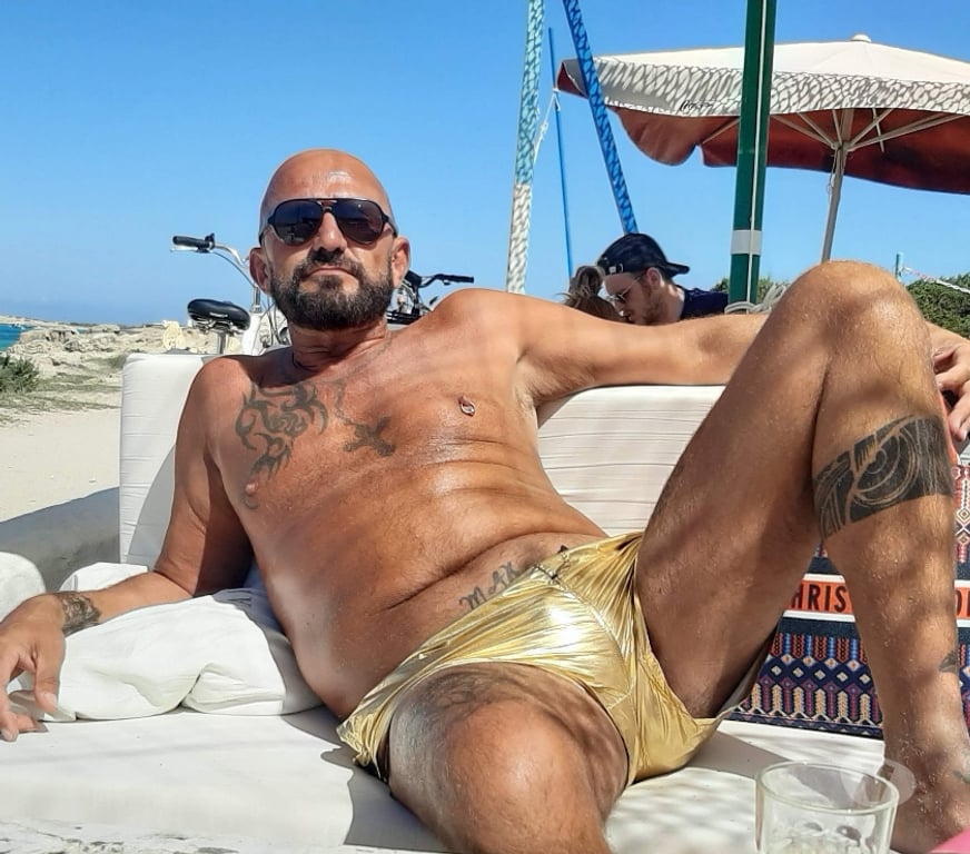 Gay Charleroi Mont-sur-Marchienne - Photos Vivastreet J'adore nettoyer bite et cul je reçois