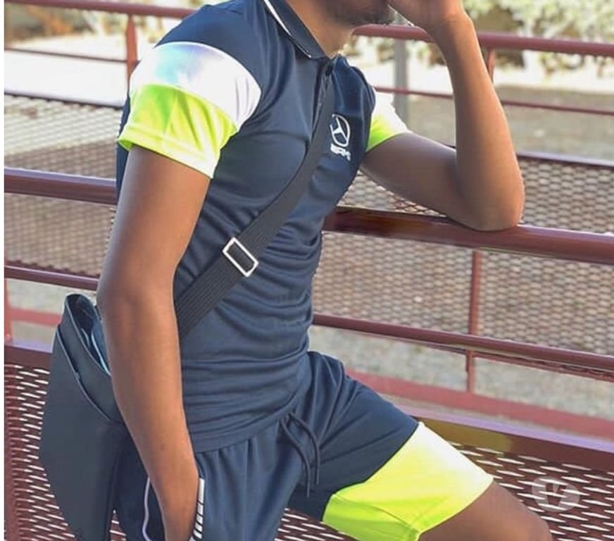 Gay Schaerbeek - Photos Vivastreet Trop sexy, les bogoss rebeux !