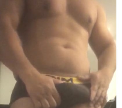 Plan sexe Bruxelles-Centrum Bruxelles (Brussels) - Photos Vivastreet Beau étalon très bien membré 20cmx14cm XXL