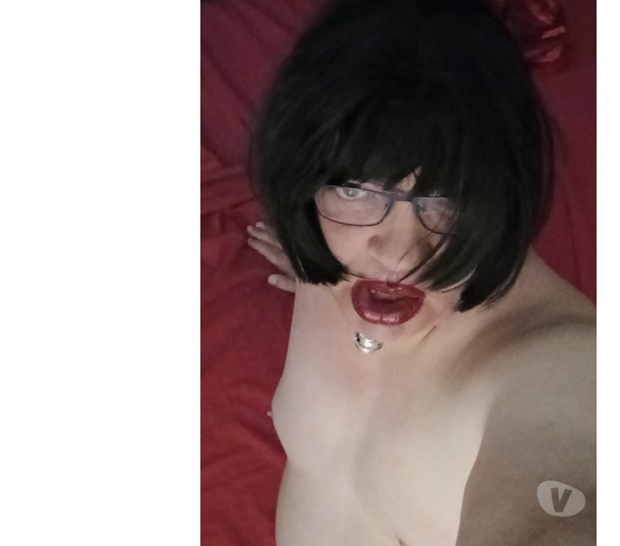 Gay Bruxelles (Brussels) Bruxelles-Centrum - Photos Vivastreet travesti enrobé pulpeuse soumise (100kg) libre le soir