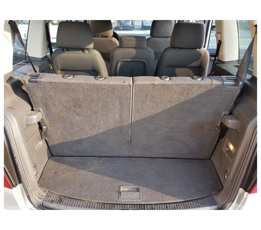 Voiture à vendre Pont-de-Loup - Photos Vivastreet Vw touran 7places 1.9tdi 105cv Airco.