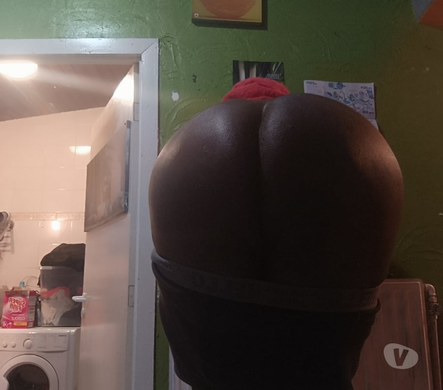 Gay Liège Liège-Centrum - Photos Vivastreet Trasv envie de sucer une grosse bite et le faire défoncer