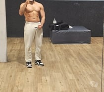 Rebeugrossequeu tres endurant cherche une femme chaude