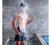 Après le sport et la douche, viens !
