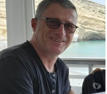 Femme, jeune femme recherchée