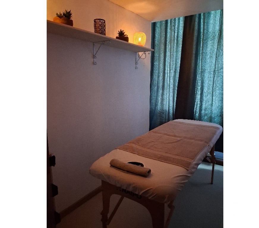 Massages Boussu Boussu-Centrum - Photos Vivastreet Massage bien-être par praticien en formation.