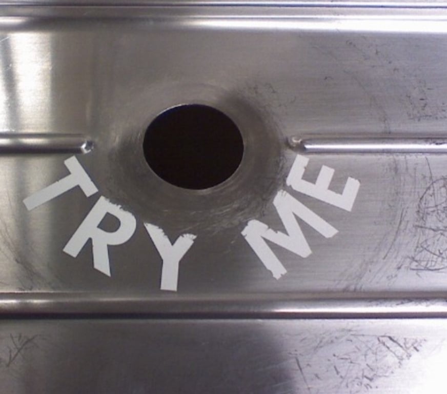 Gay Charleroi Charleroi-Centrum - Photos Vivastreet Cinéma x je suce a fond au glory hole cabine