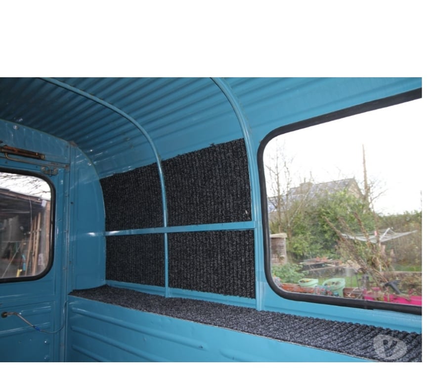 Voiture à vendre Ferrières - Photos Vivastreet Citroën Acadiane oldtimer