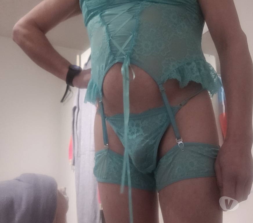 Gay Huy - Photos Vivastreet Petite chaude en lingerie