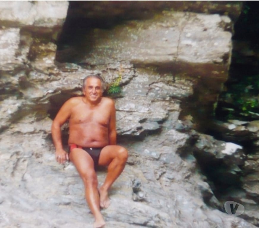 Gay Ottignies-Louvain-la-Neuve Céroux-Mousty - Photos Vivastreet Cherche Gay régulier