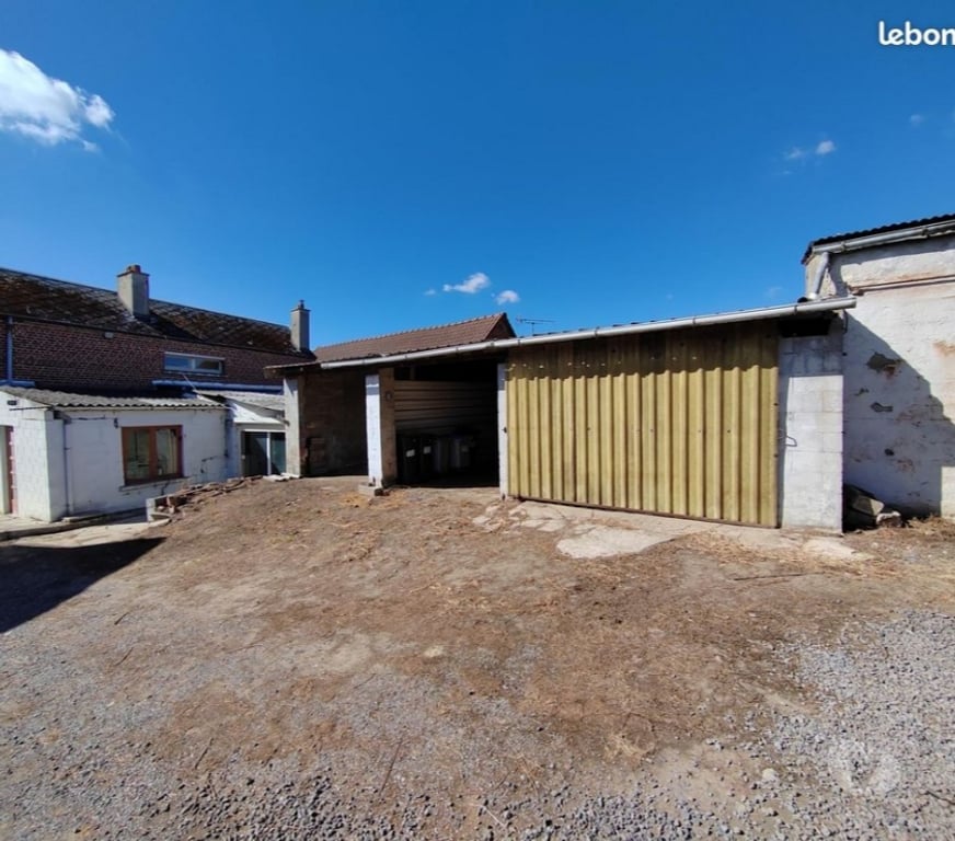 Annonce maison France - Photos Vivastreet Maison traditionnelle avec bâtiments de ferme