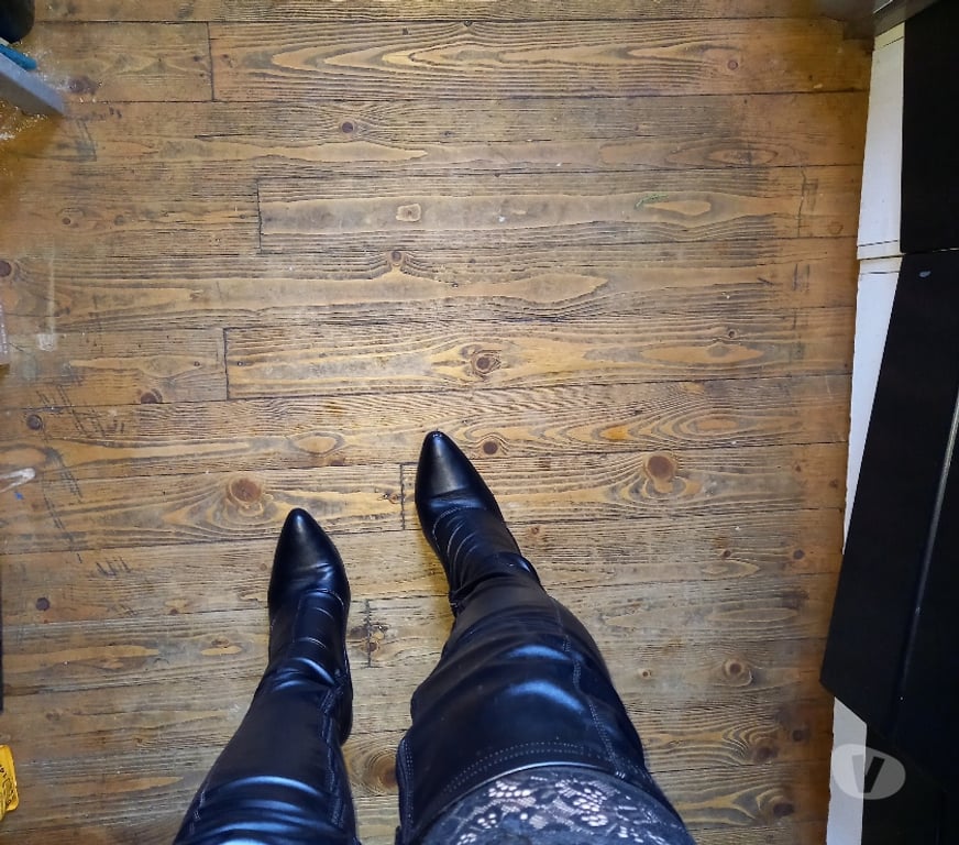 Gay Ixelles - Photos Vivastreet recherche lieux bbc