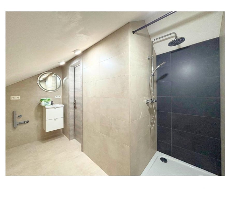 Location appartement Bertrix - Photos Vivastreet Bertrix : bel appartement duplex avec terrasse, 1 chambre.