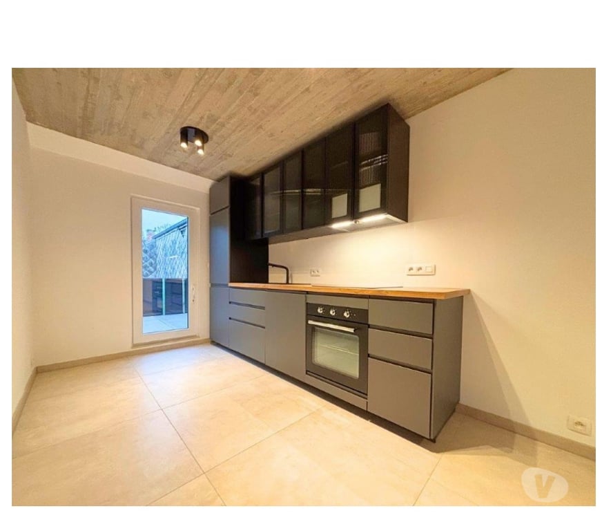 Location appartement Bertrix - Photos Vivastreet Bertrix : bel appartement duplex avec terrasse, 1 chambre.