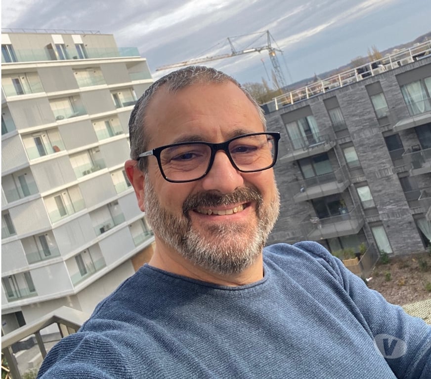 exhib Tubize - Photos Vivastreet Je reçois mes yeux bandés discrètement