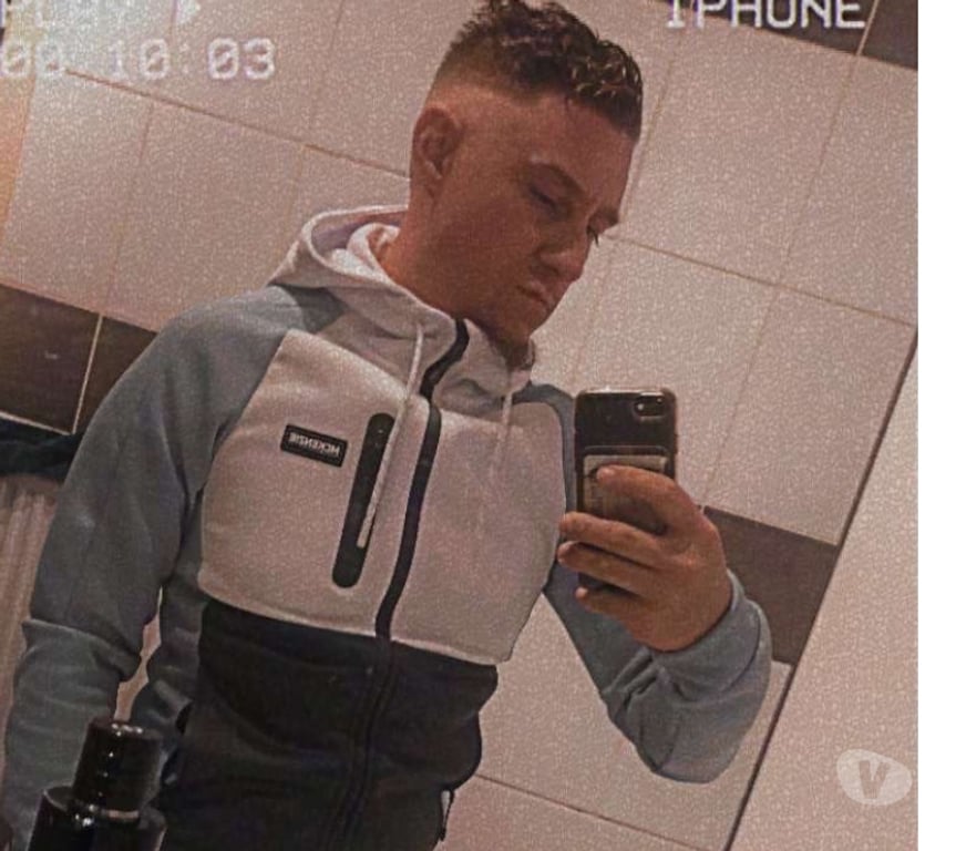 Gay Charleroi Charleroi-Centrum - Photos Vivastreet Passif masculin pour actif masculin